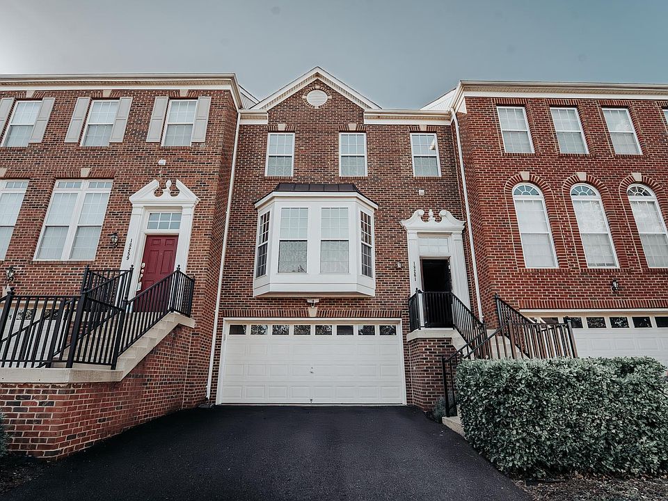 1st image of 18261 Camdenhurst Dr
