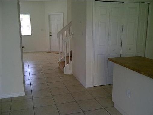 3rd image of 1654 SE 31st Ct