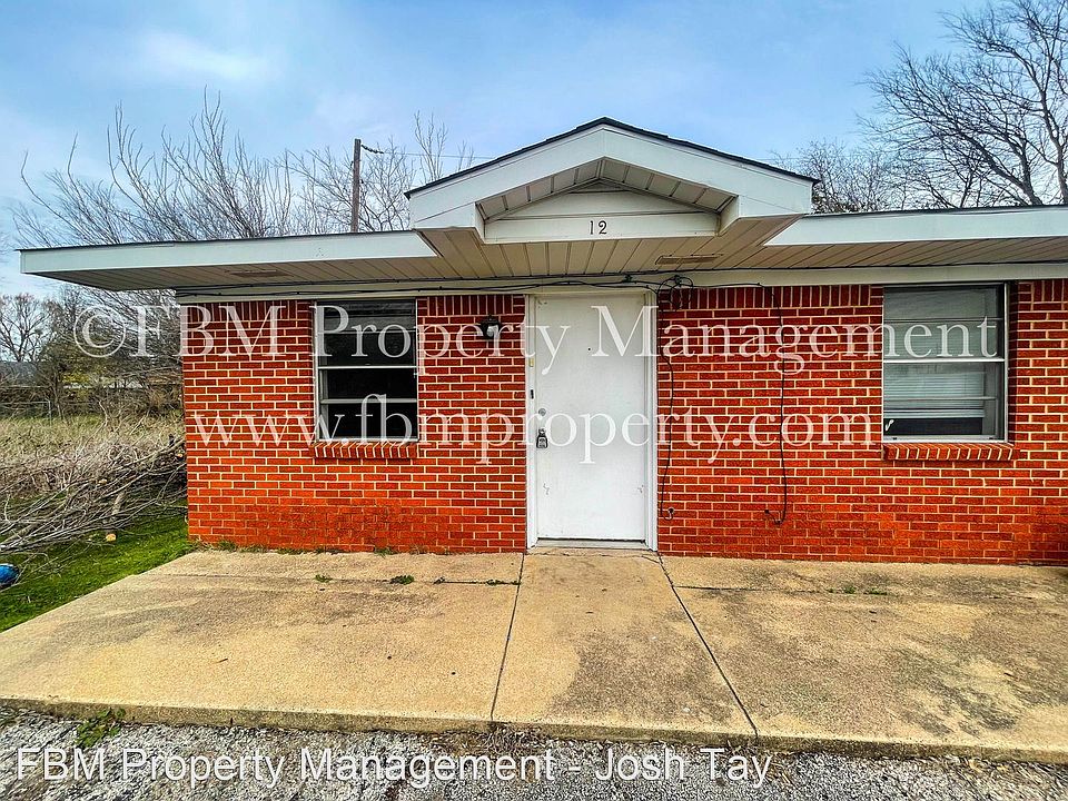 1st image of 330 W College St #12