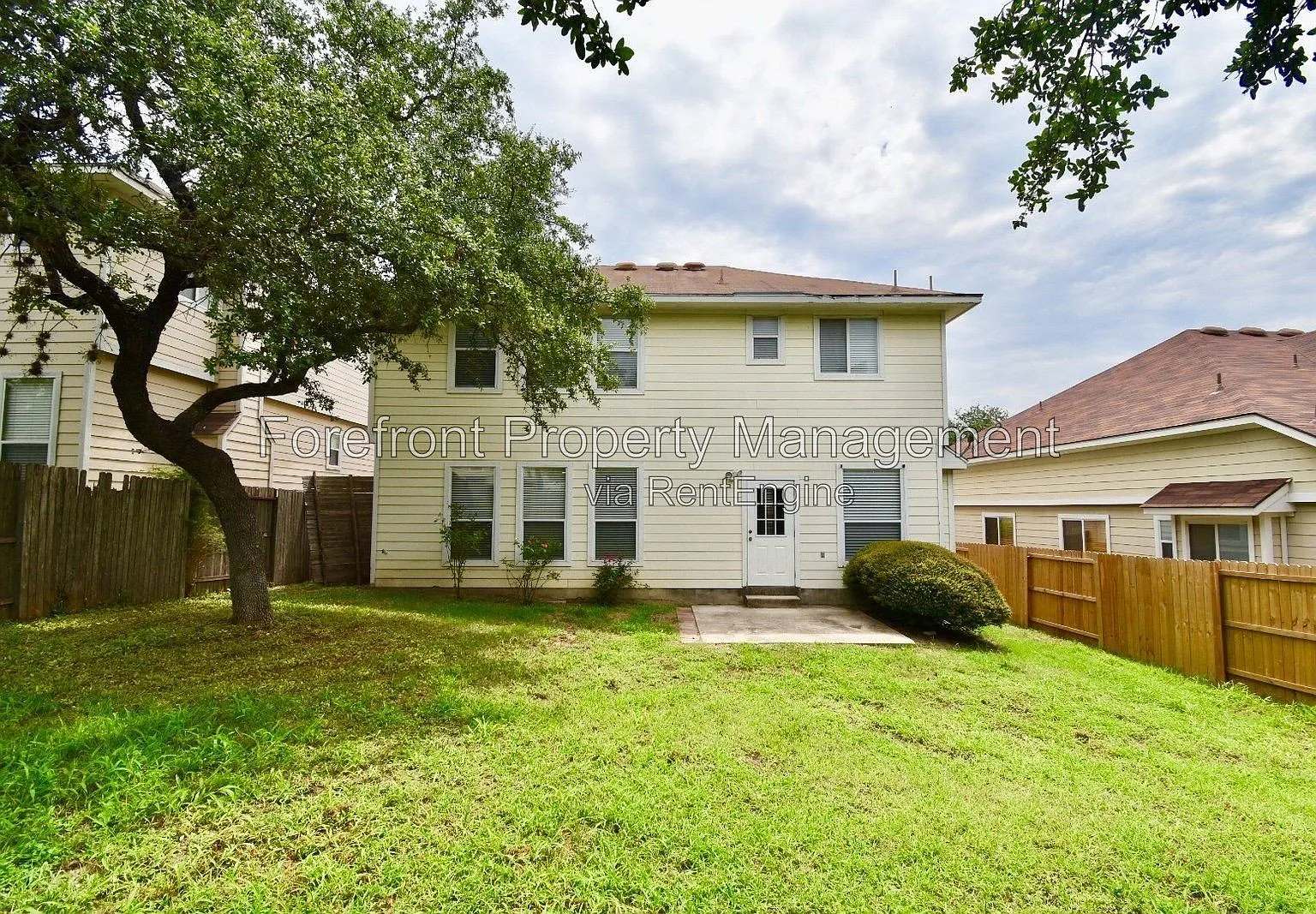 3 bed, 2.5 bath, 2267 sqft, $1,625 — Photo 4