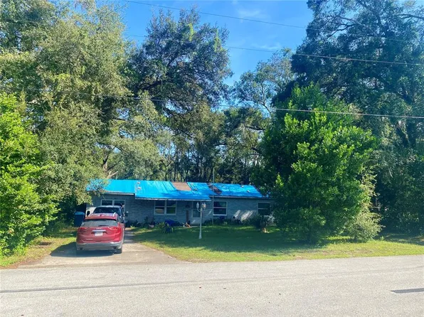 6040 Knollwood Dr, Dade City, FL 33523