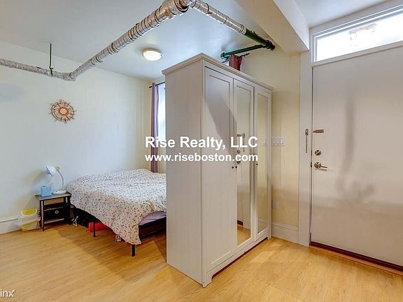 18 Melvin #A Boston - Brighton Unit Photo 4
