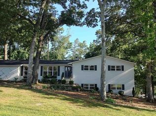 1918 Virginia Ave, Scottsboro, AL 35769