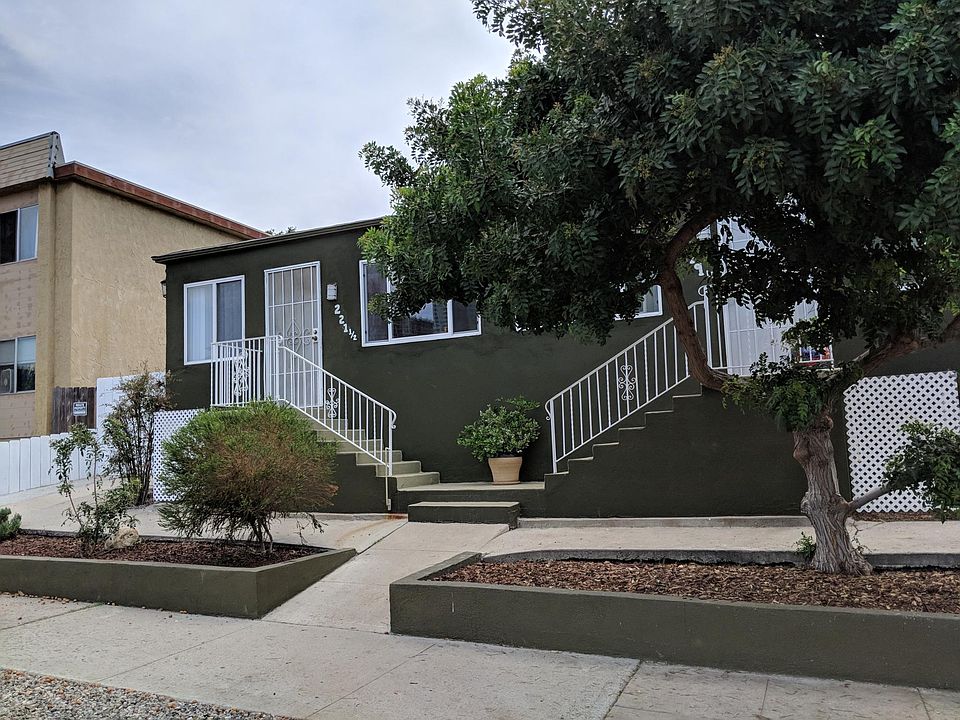 1st image of 221 1/2 20th St