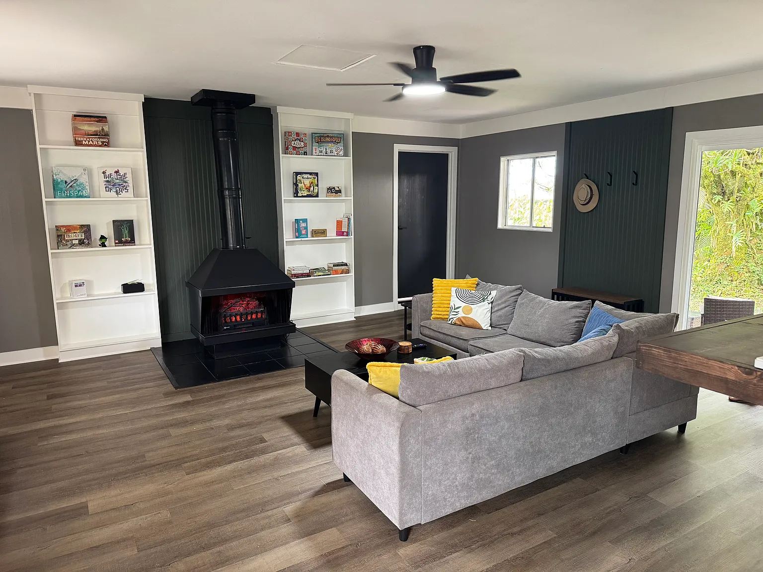 4 bed, 1688 sqft, $3,900 — Photo 4