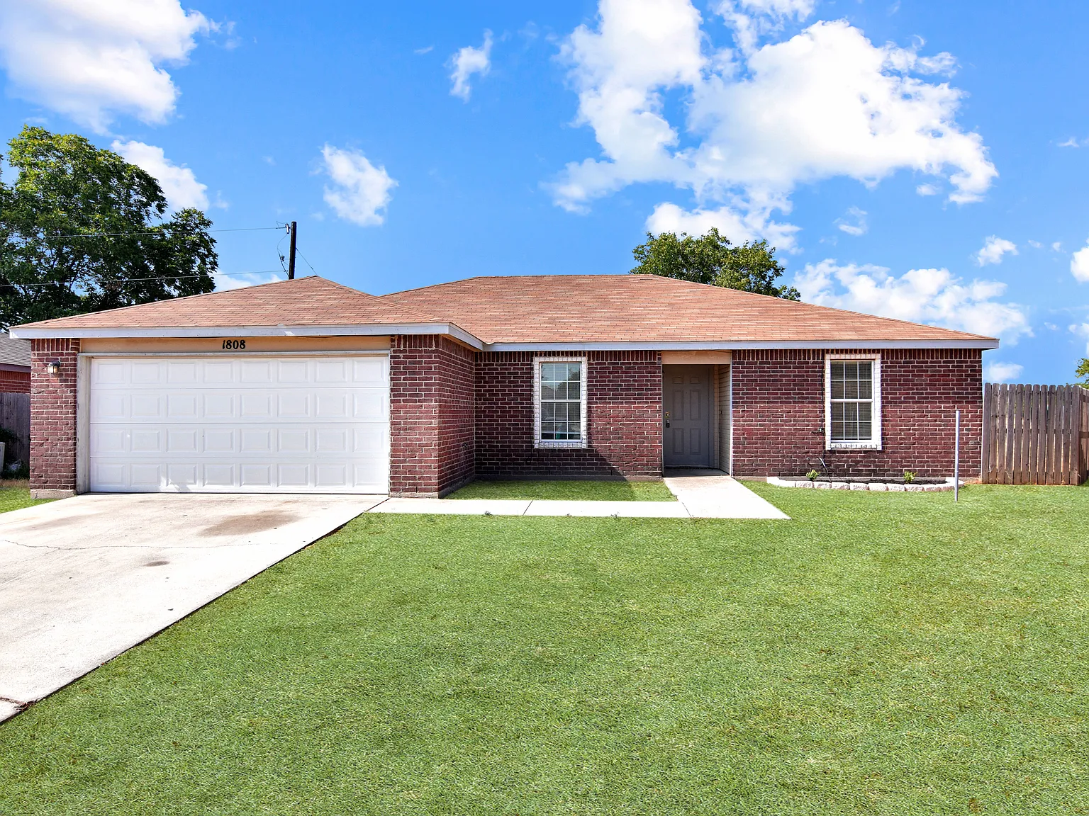 1808 Freedom Lp, Belton — Photo 1