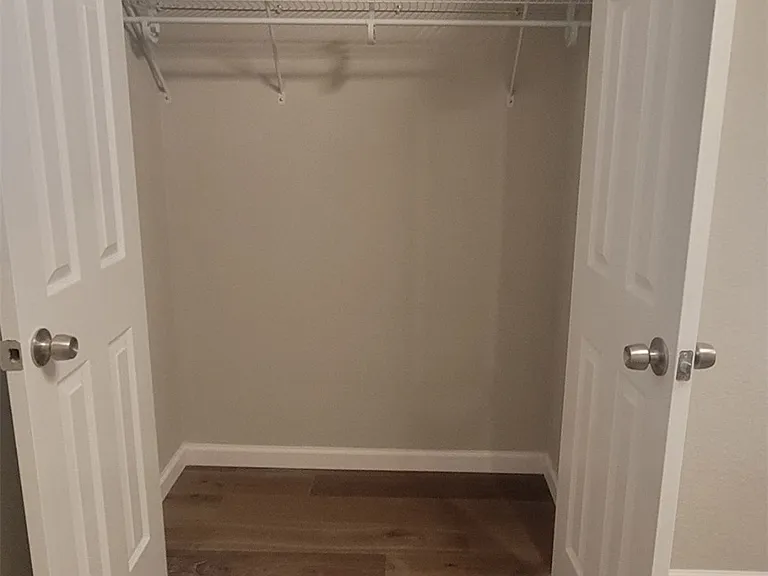 900 N Garfield Ave #1/2 — Photo 11