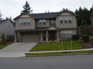 9262 SE Hamilton Ln, Happy Valley, OR 97086