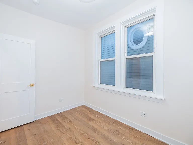 1711 W Henderson St #1 — Photo 17