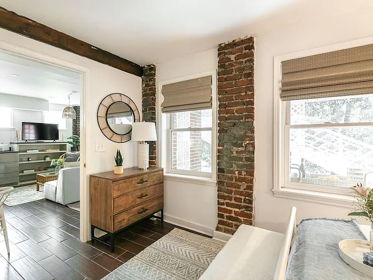 1112 Austin Ave NE #B — Photo 17