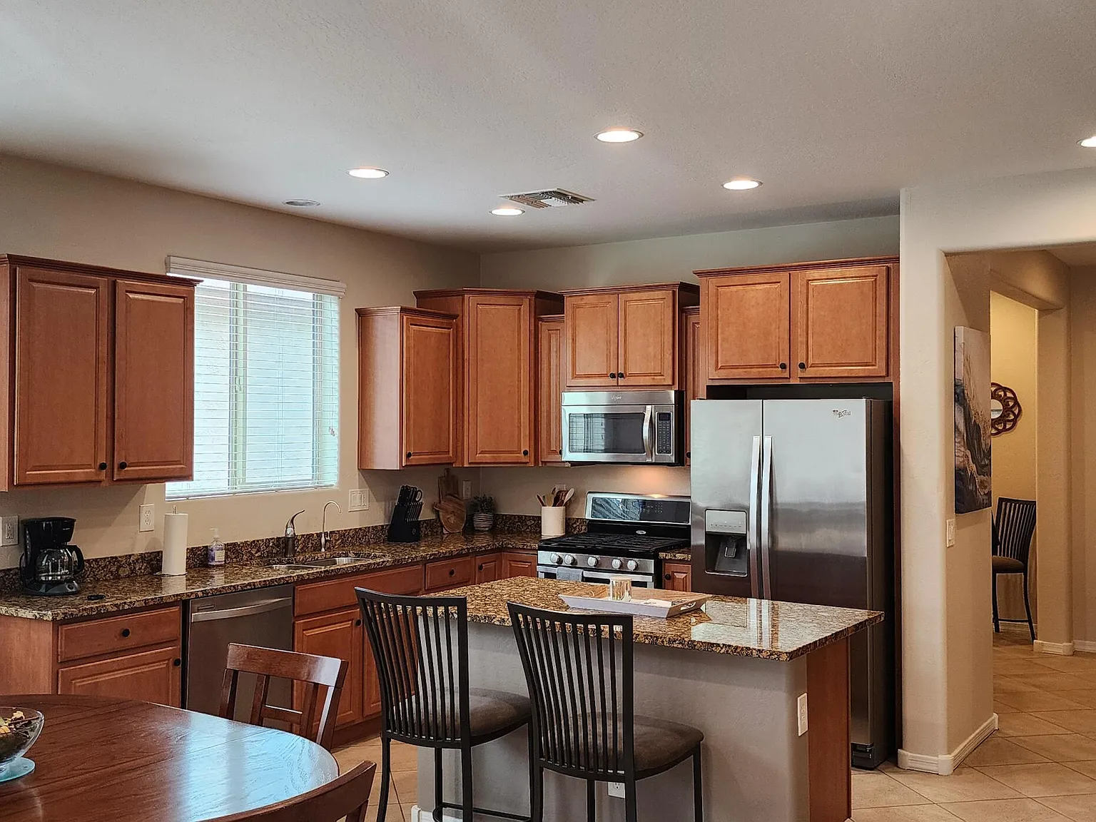 2 bed, 2.0 bath, 1493 sqft, $2,100 — Photo 4
