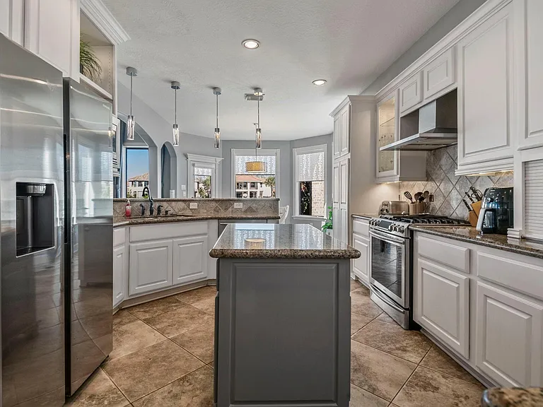 18918 Villa Bergamo Ln — Photo 14