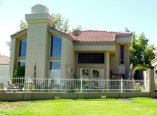 4020 E Laurel Ln, Phoenix, AZ 85028