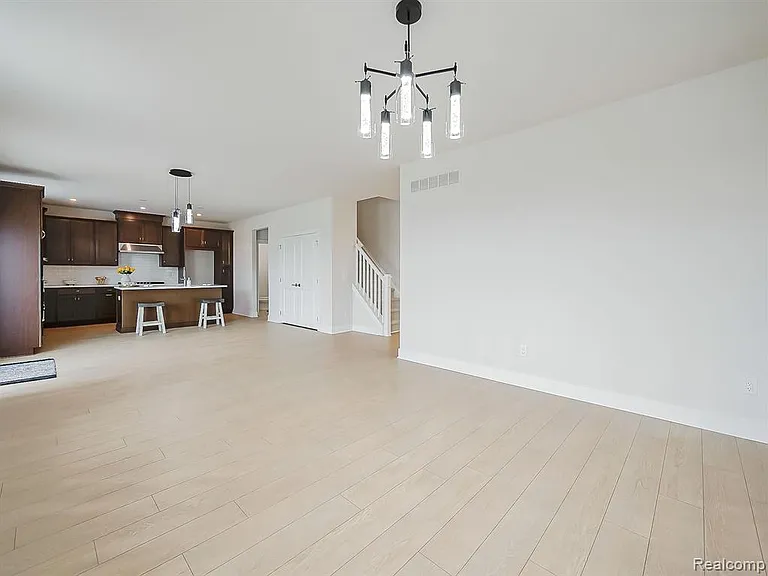 5169 Poppydrew Ln — Photo 18
