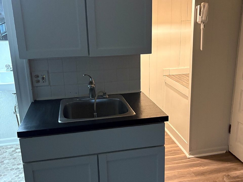 1177 Chapin Ave, photo 2