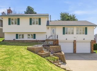 9517 Sprague St, Omaha, NE 68134