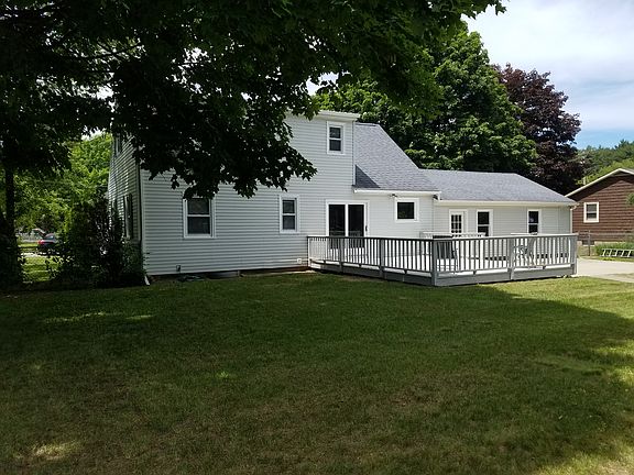 4th image of 38 Terry Dr