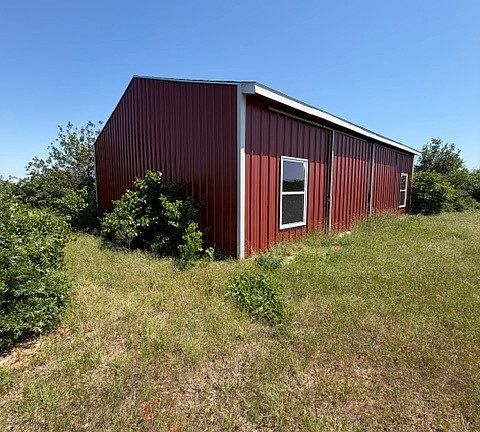 2nd image of 4100 Weiland Rd