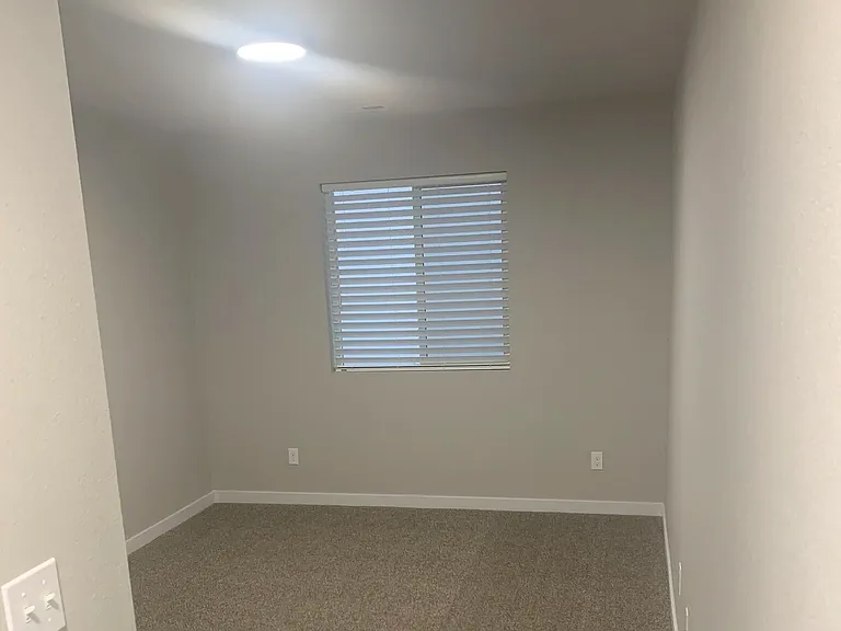 5879 S Donaway Ave — Photo 12
