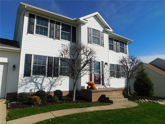 3rd image of 6070 Sunscape Dr NE