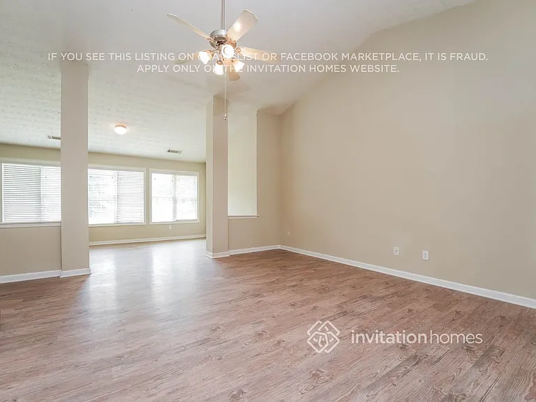 60 Green Gables Dr — Photo 4