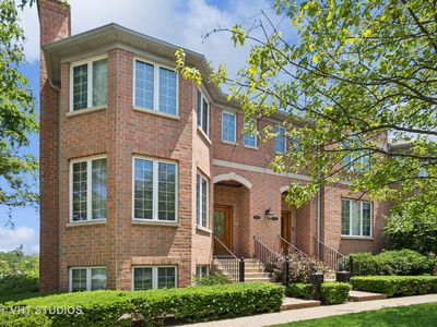 1729 Dewes St, Glenview, IL, 60025