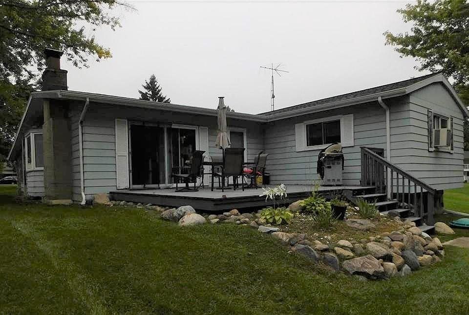 1st image of 105 Beal Dr