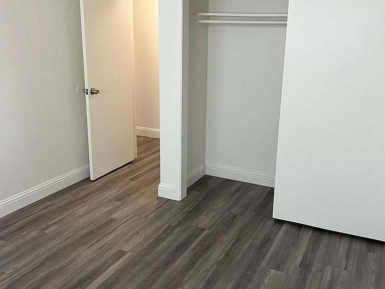 1911 Wildwood Way #2 — Photo 7