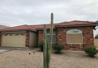 3011 W Wayland Dr — Photo 1