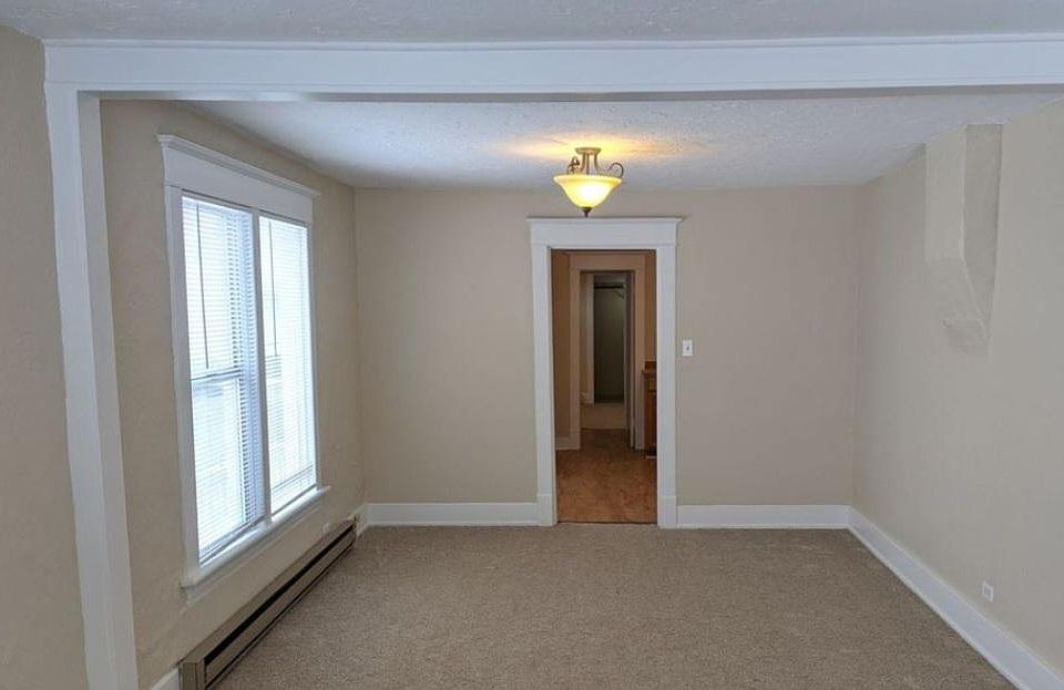 2nd image of 1117 16th St #A
