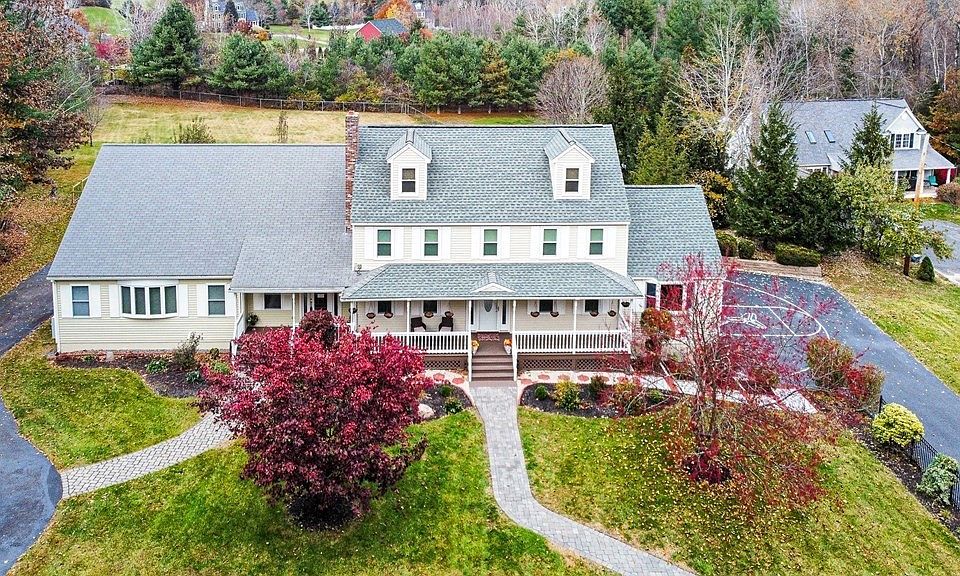 243 Westford Rd, Tyngsboro, MA 01879 Zillow