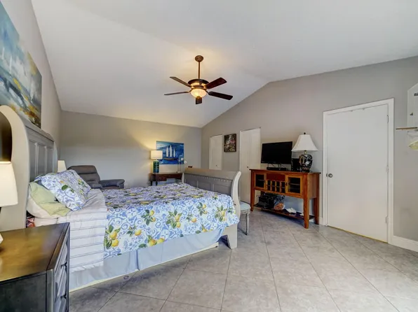23453 Barlake Drive #23453, Boca Raton, FL 33433