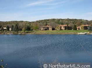 1800 Lakeview Ct SW, Rochester, MN 55902