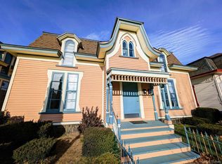 214-216 W Ridge St, Marquette, MI 49855