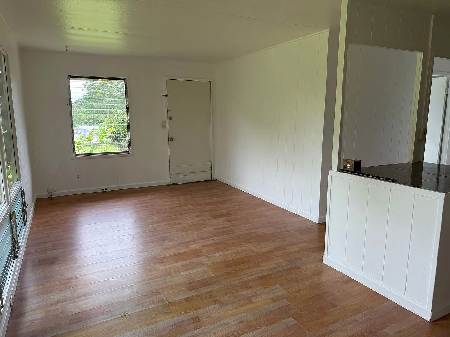 Cozy 3BR Home with Large Yard — Photo 2
