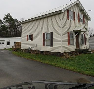2nd image of 125 Lilac Park Dr
