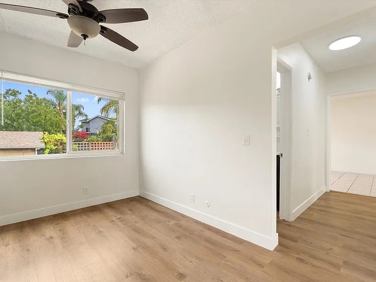 3925 Barrett Rd — Photo 9