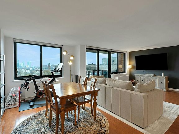 3rd image of 700 Grove St APT 11K