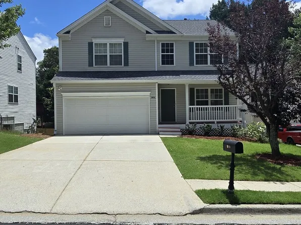 3870 Charlton Ives Dr NW, Lilburn, GA 30047