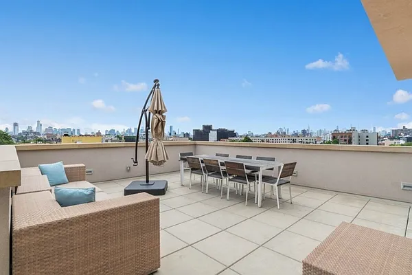 Sold by Corcoran | media 8