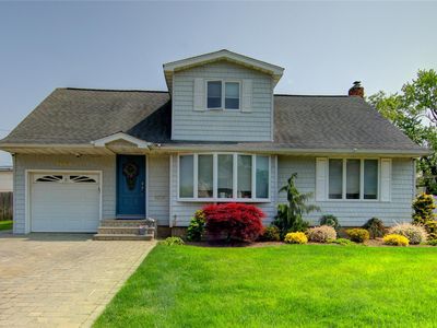 1068 Shelburne Drive, Franklin Square, NY, 11010