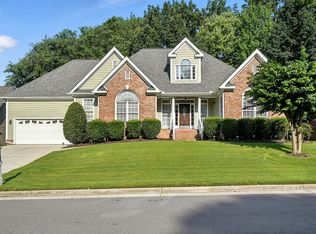 104 Vatersay Dr, Apex, NC 27502