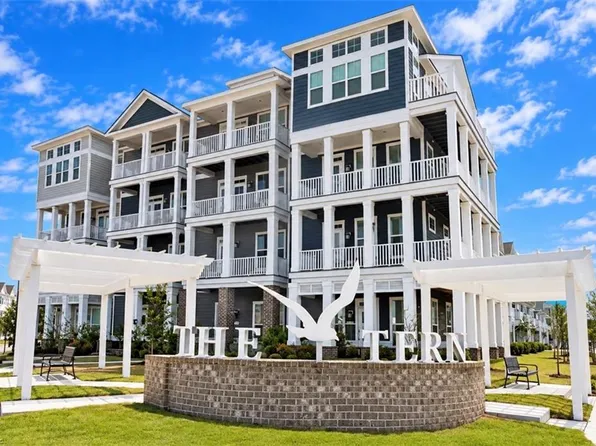 9683 Shore Dr, Norfolk, VA 23518