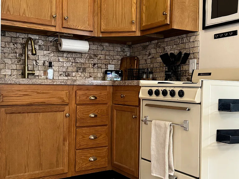 2788 Park St #8 — Photo 14