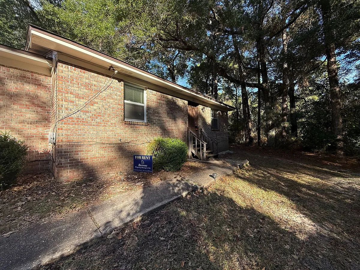 Building Photo - 4943 Yacht Harbour Dr