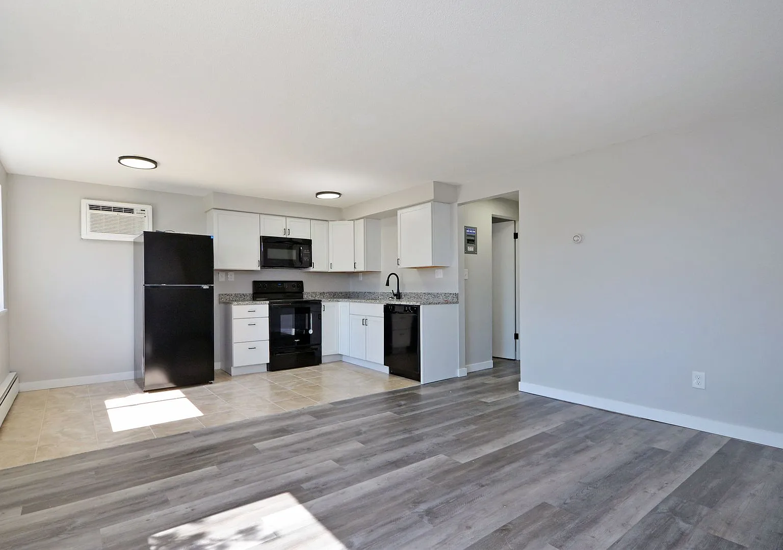 2741 Virginia - CRE — Photo 1
