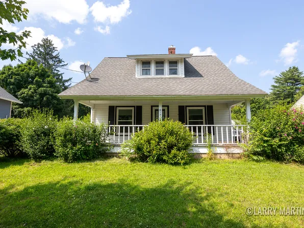 615 E Mill St, Hastings, MI 49058