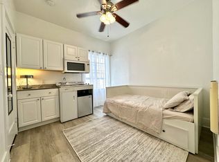 127 W 5th St, Long Beach, CA 90802