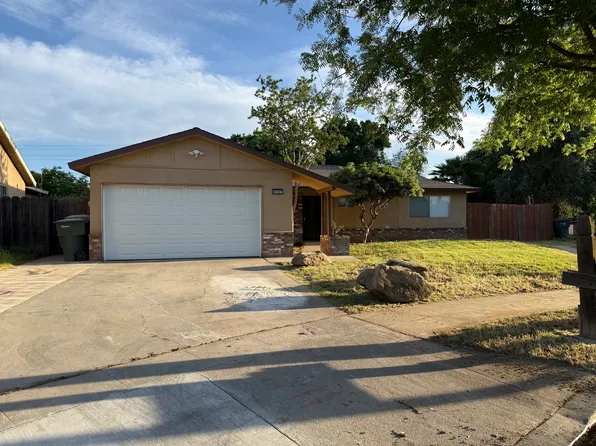 4747 W Austin Way, Fresno, CA 93722