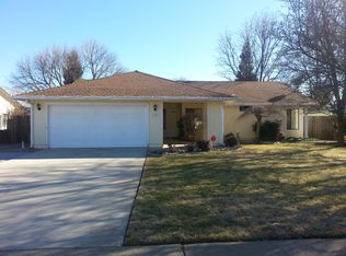 6651 Creekside St, Redding, CA 96001